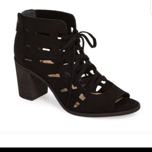 🆕️Vince Camuto Tressa Sandal-bootie